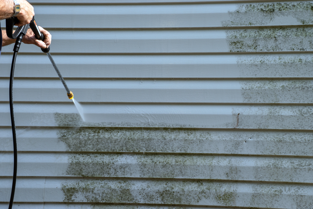 Pressure cleaning equipment