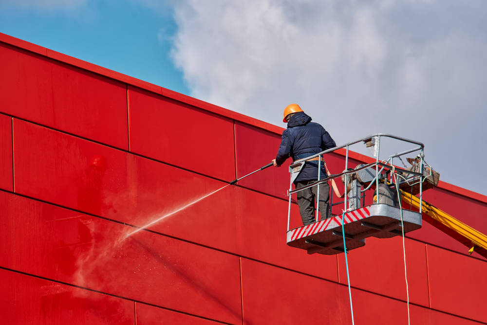 Pressure cleaning equipment