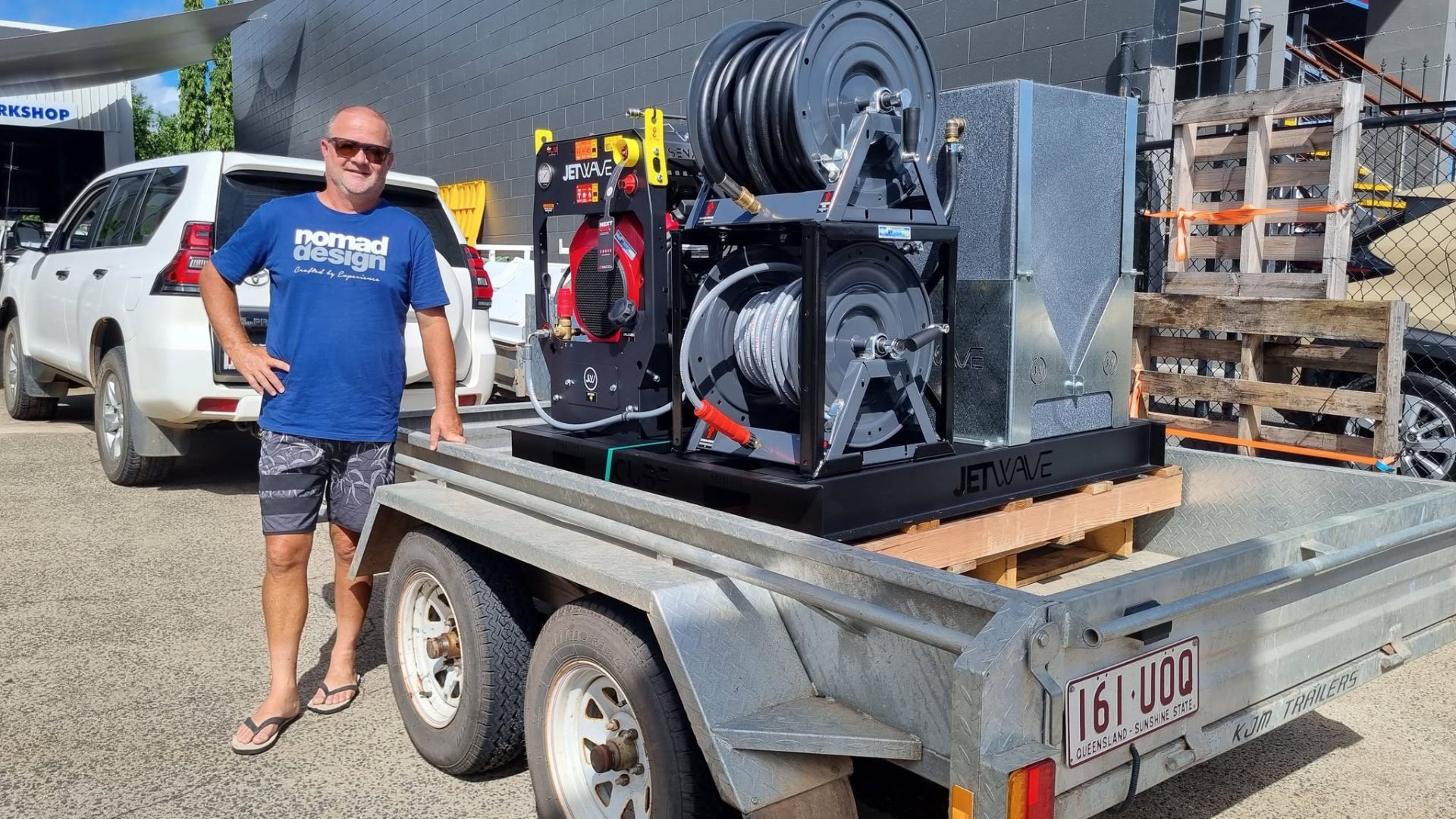 Pressure cleaning equipment